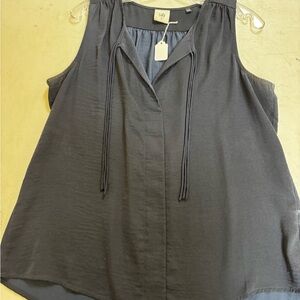 Cabi Black Sleeveless Women's Top